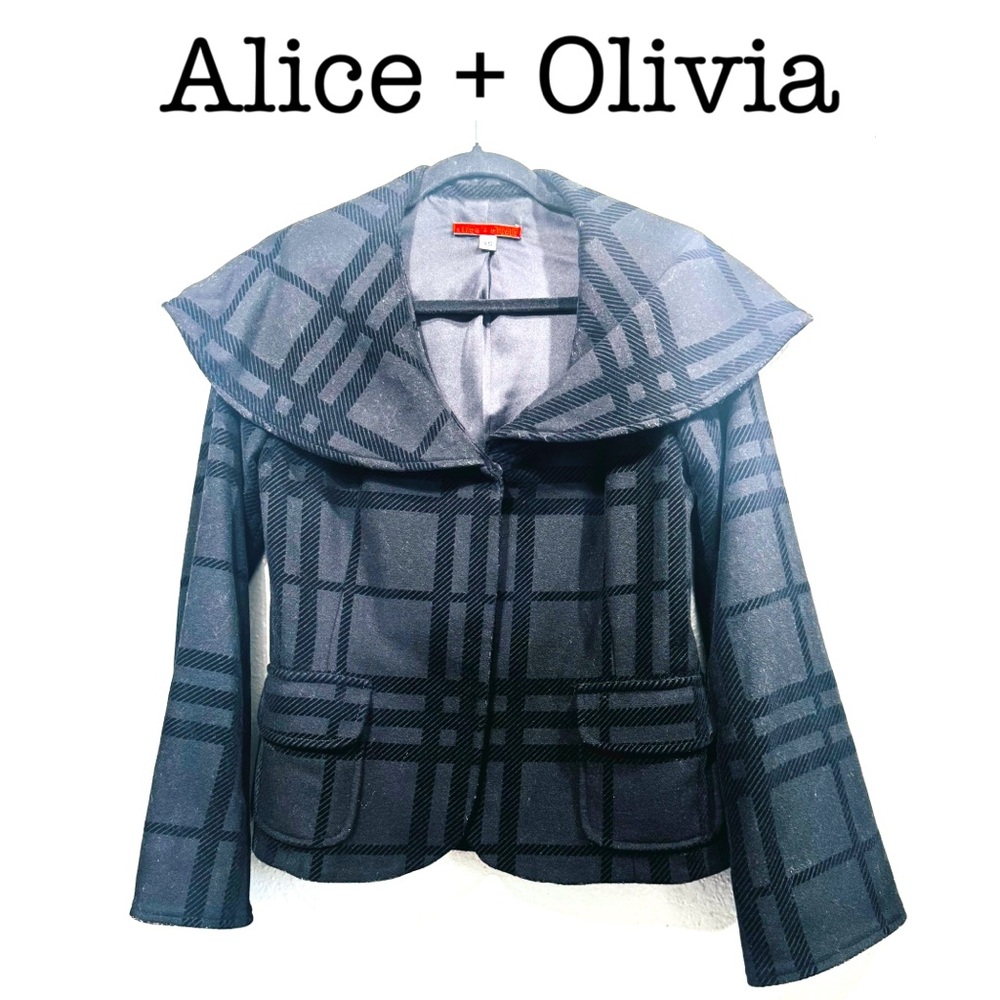 Alice + Olivia Cape Collar Black and Gray Plaid Wool Blazer Size XSMALL